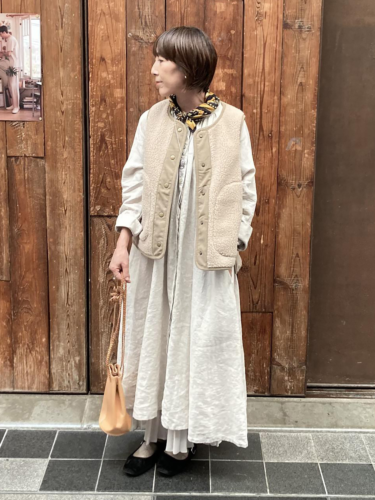 ボアフリースのスナップボタンベストのスタッフコーディネート。身長158cm